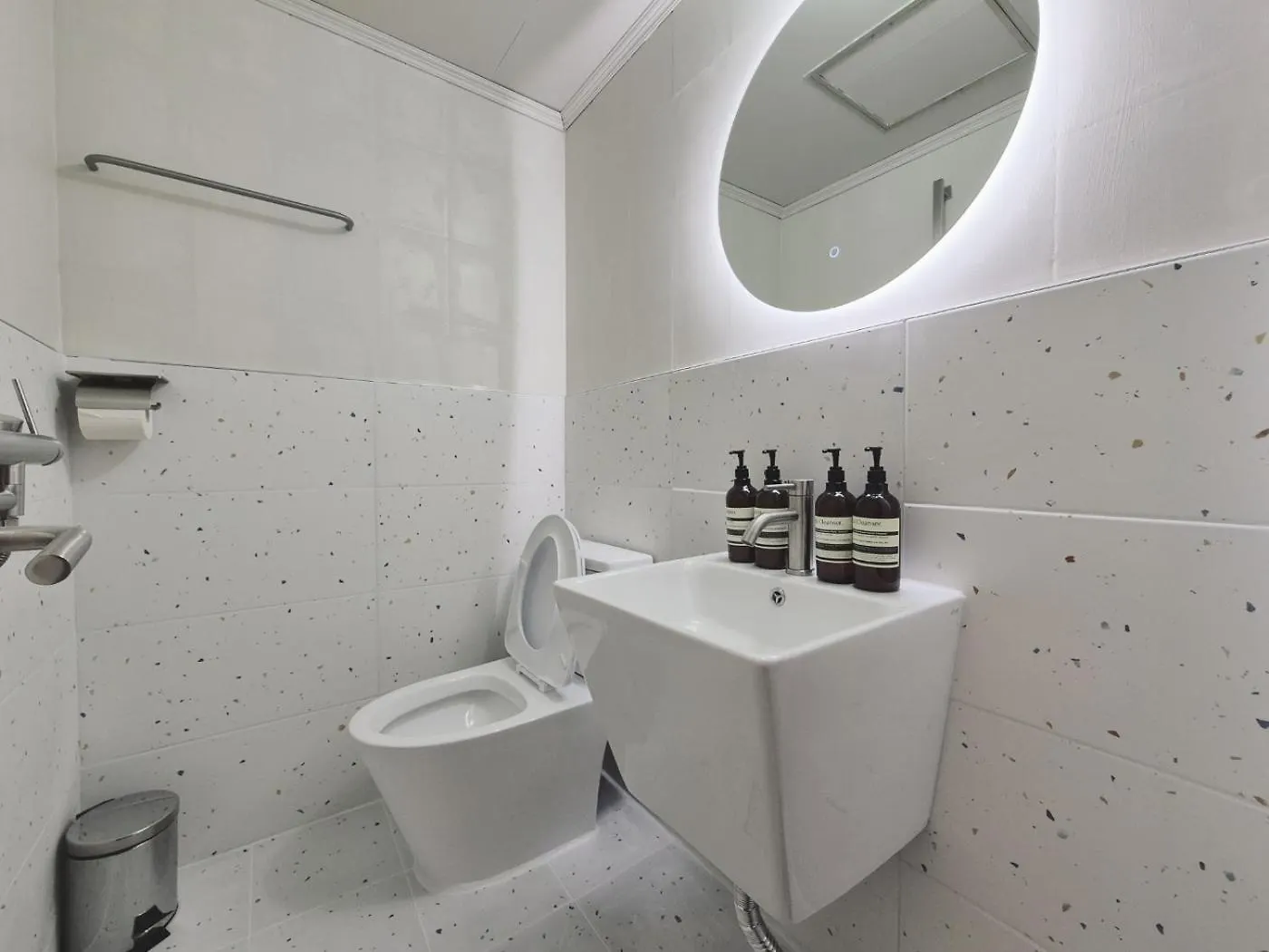 Anon Hostel Seoul 0*,